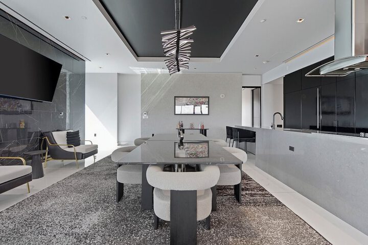 Room 322 of 484