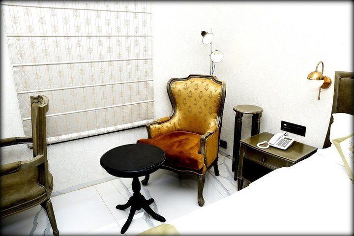Room 26 of 95