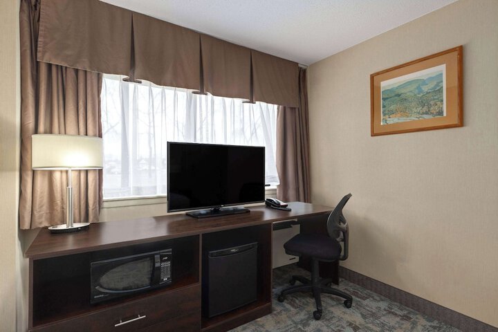 Room 20 of 40