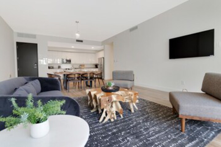 Room 108 of 188