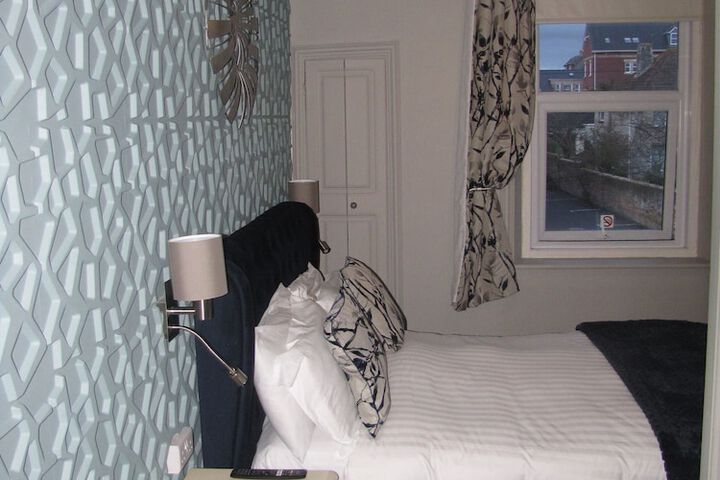 Room 21 of 53
