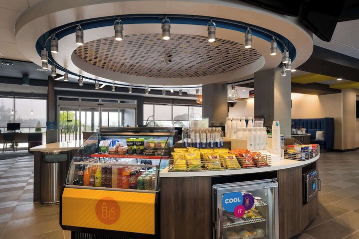 Snack bar