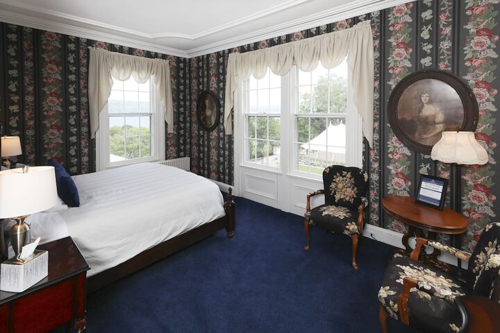 1 King Bed (7 of 65)