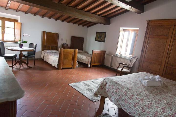 Room 14 of 30