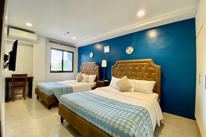 Room 14 of 48