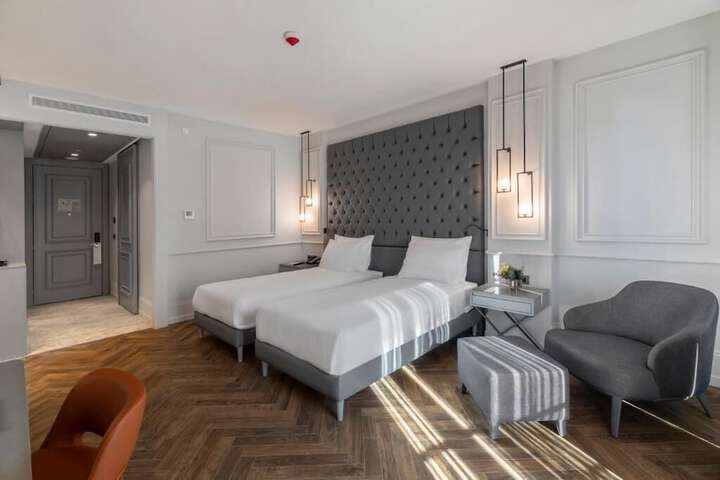 Room 54 of 126