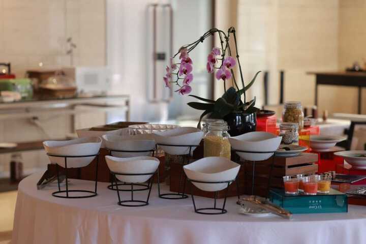 Breakfast/Coffee Service 49 of 84