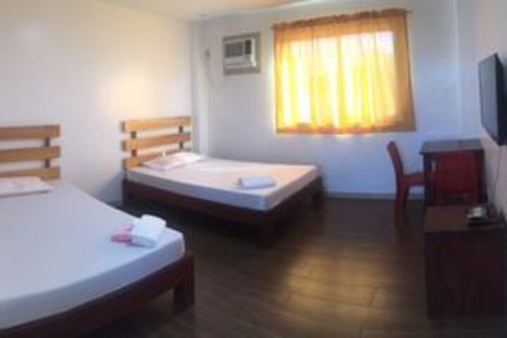 Room 9 of 22