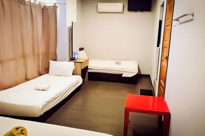 Room 36 of 50