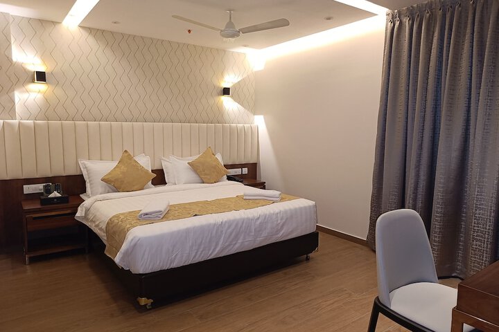 Room 46 of 87