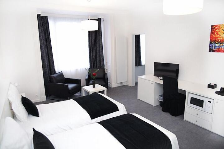 Room 16 of 45