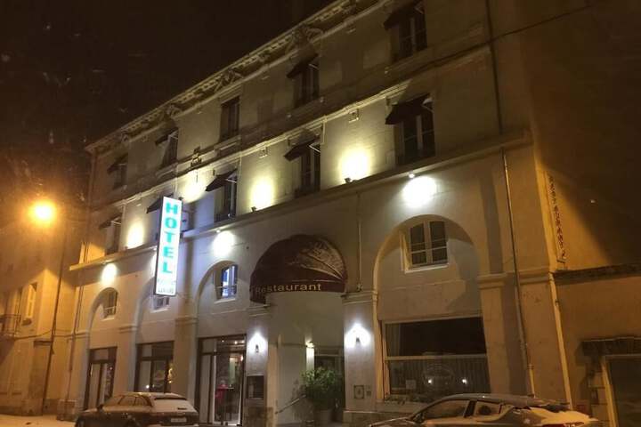 Hotel 53 of 54