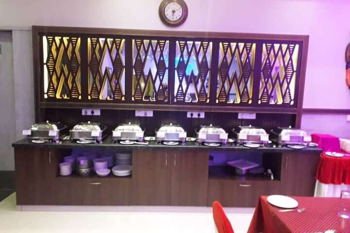 Dining 72 of 84