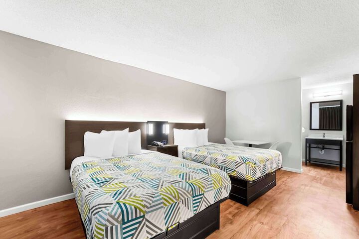 Room 11 of 30