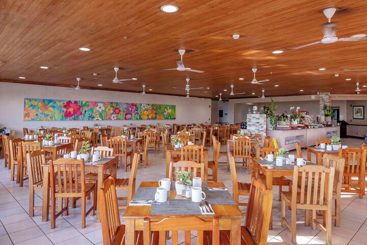 Dining 60 of 91