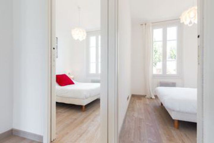 Room 4 of 24