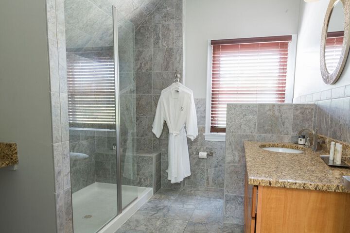 Room 3 of 29