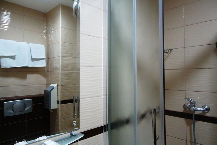 Room 43 of 53