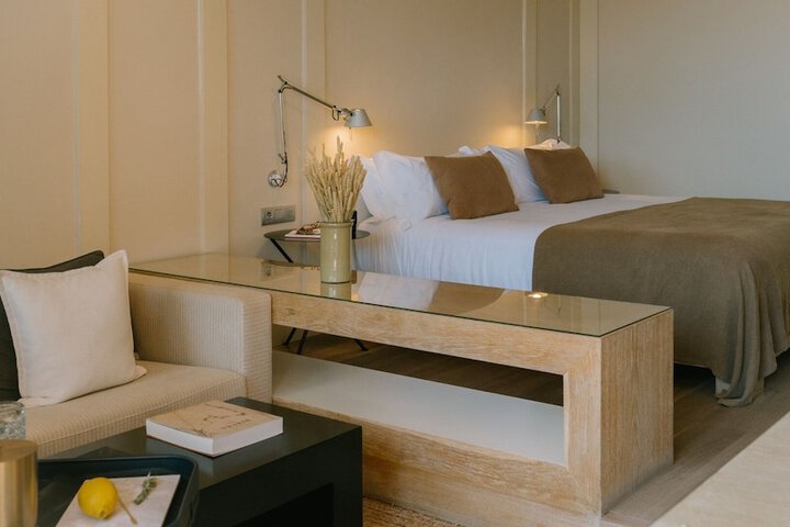 Room 15 of 61