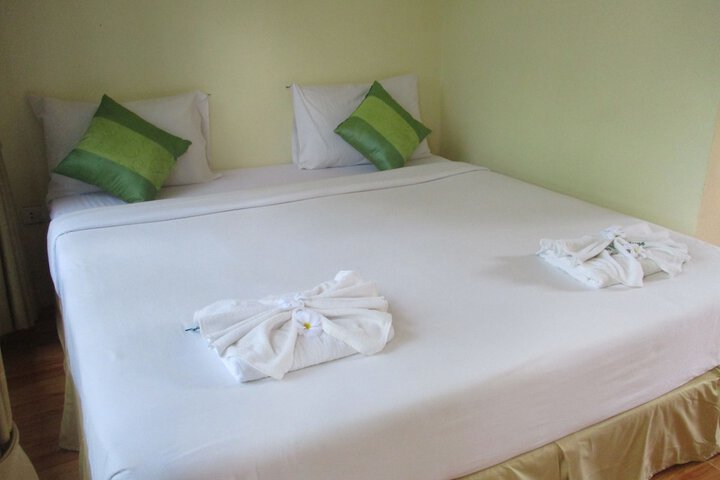 Room 8 of 60