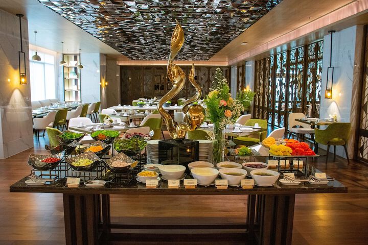 Dining 122 of 151