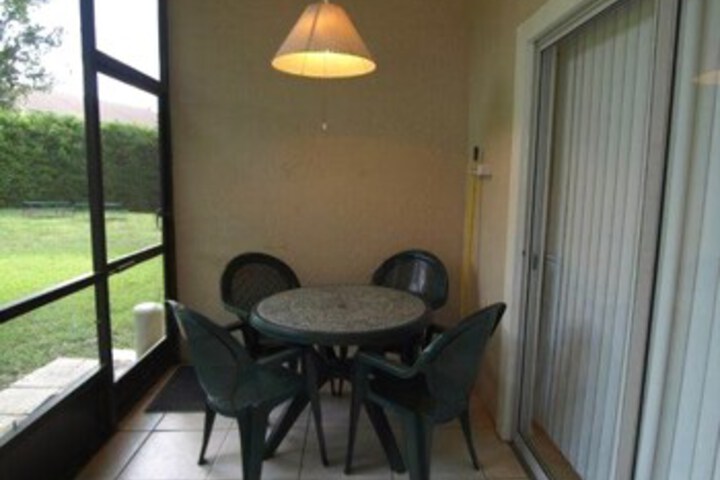 Terrace/Patio 19 of 20