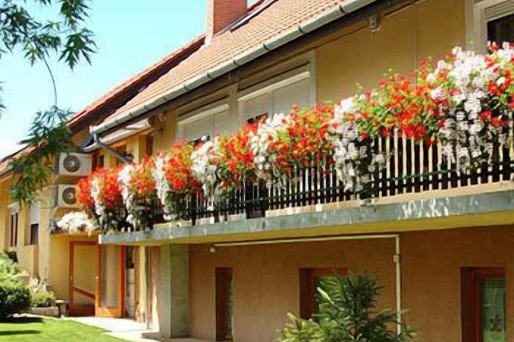 Hotel 48 of 51