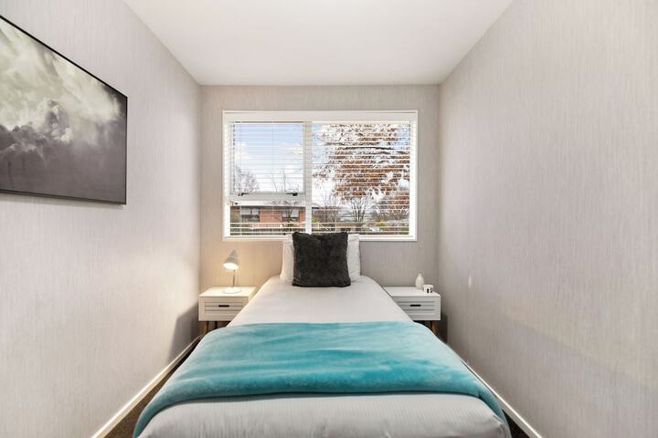 Room 30 of 128