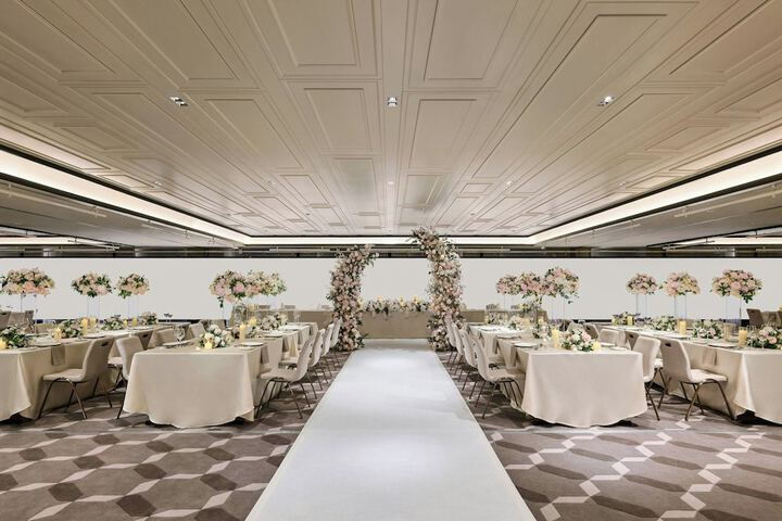 Ballroom/Hall 60 of 72