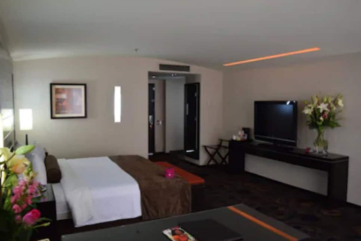 Room 22 of 78