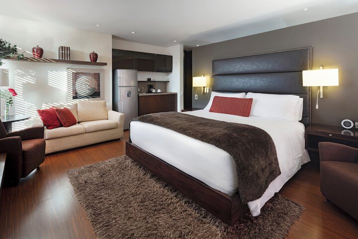 Room 14 of 35