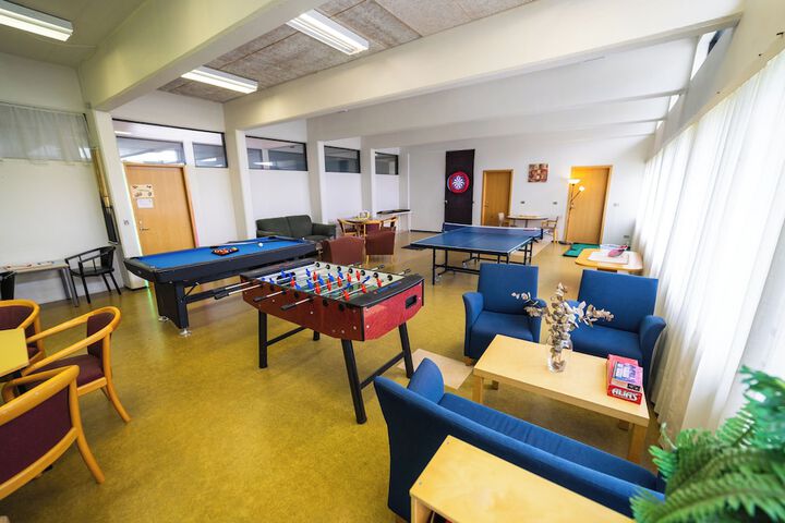Room 42 of 74