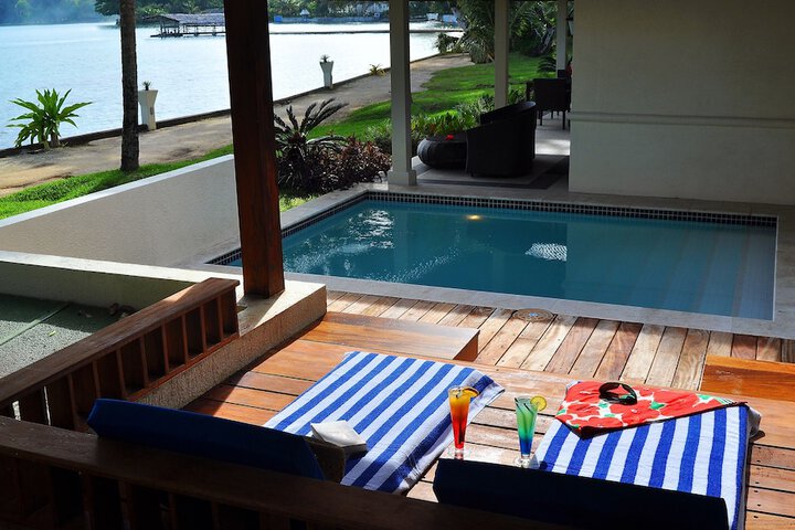 Pool 55 of 137