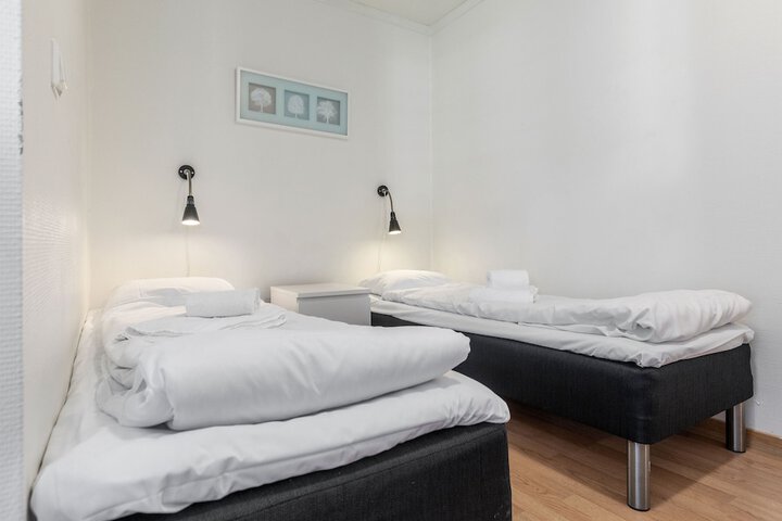 Room 2 of 45