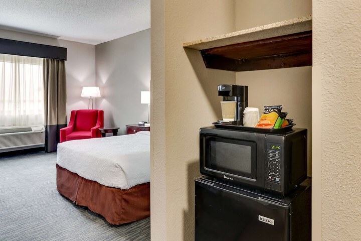 Room 18 of 37