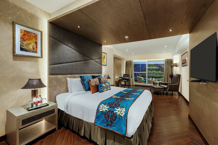 Room 14 of 75