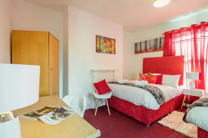 Room 4 of 21