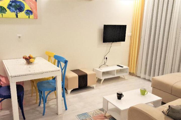 Room 35 of 190