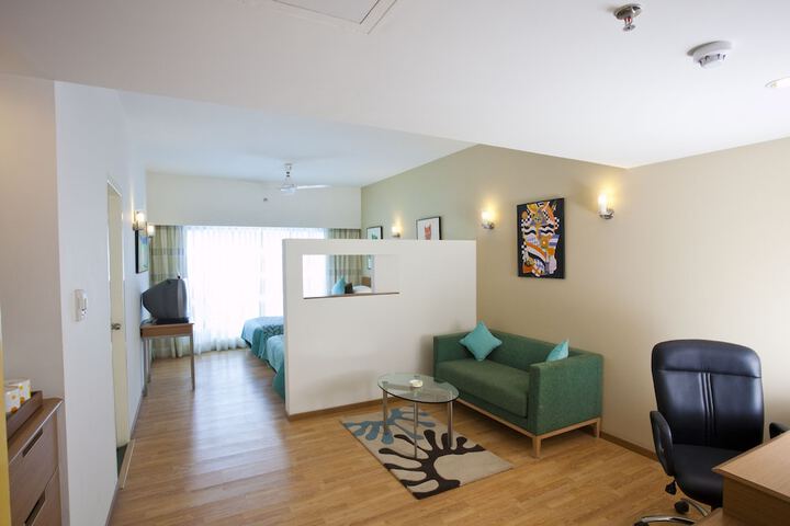 Room 8 of 47