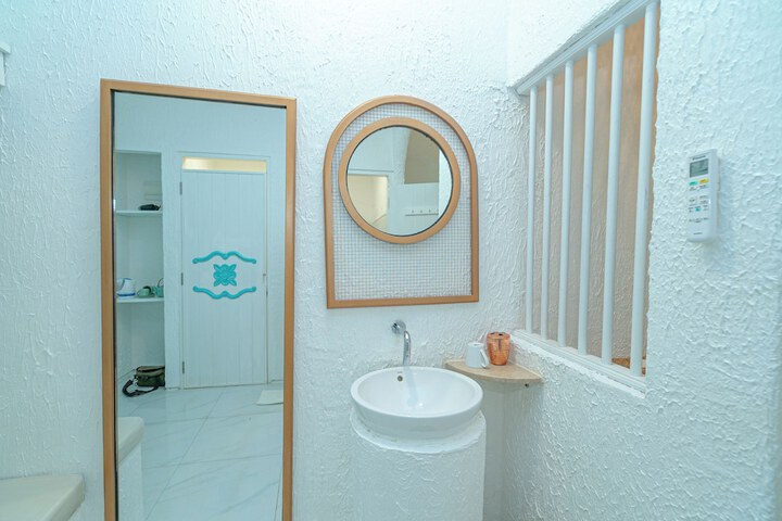 Room 9 of 88
