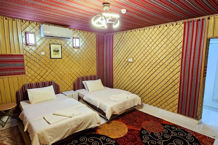 Room 9 of 72