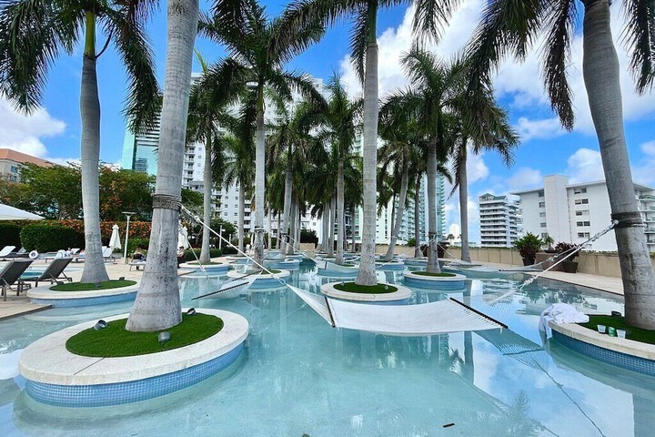 Hotel 15 of 16