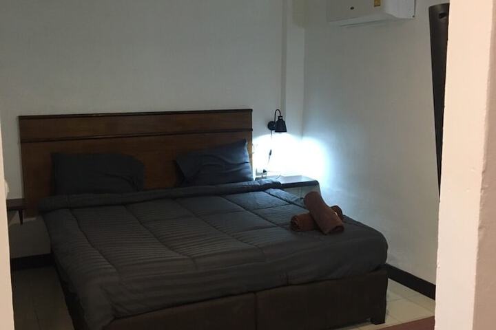 Room 18 of 52