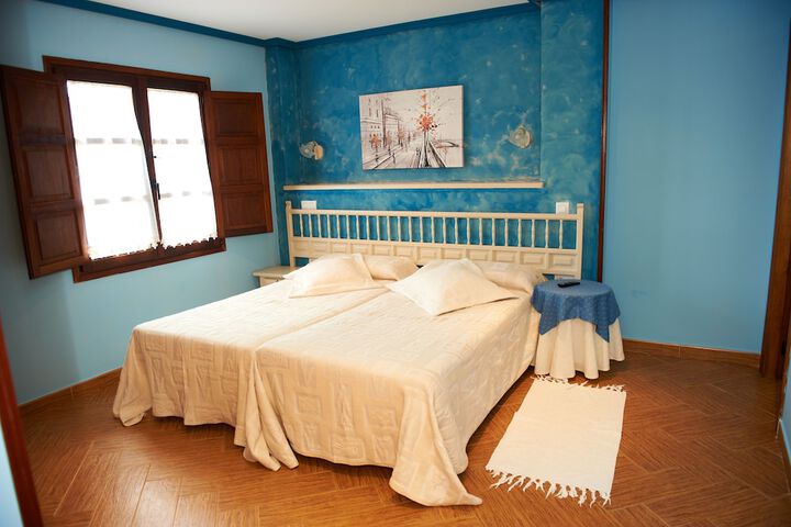 Room 3 of 41