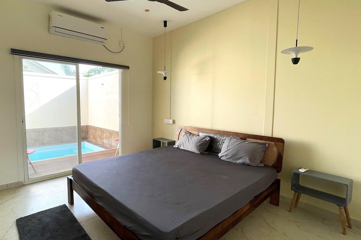 Room 17 of 79