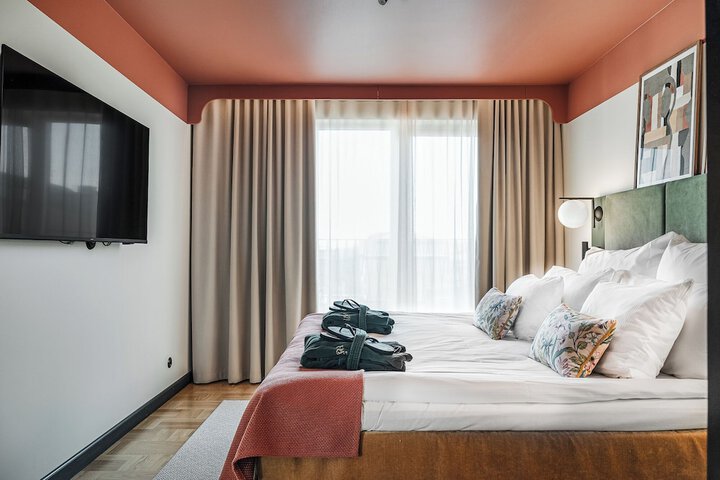Room 28 of 88