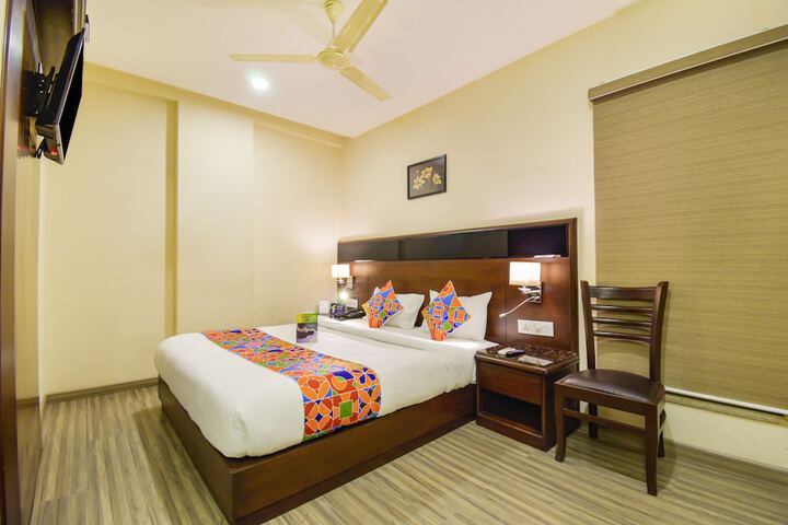 Room 9 of 21