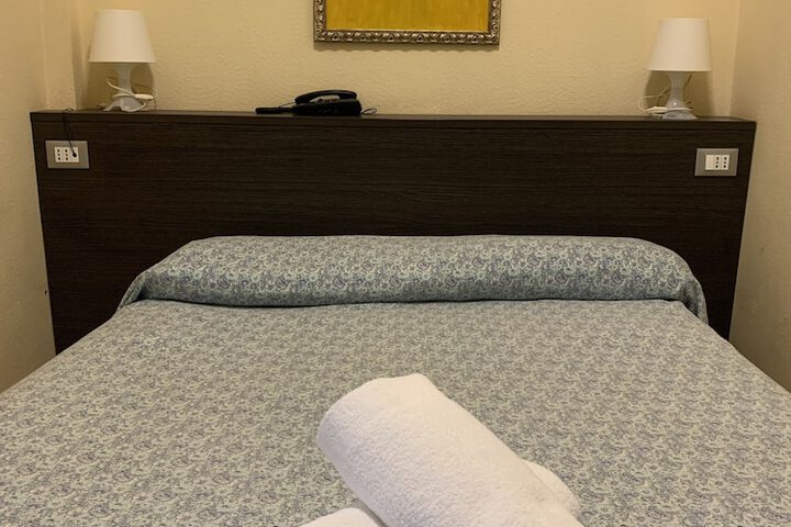 Room 9 of 54