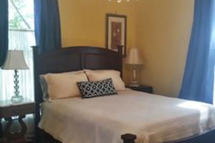 Room 12 of 19
