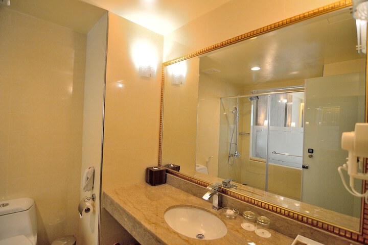 Bath Interior